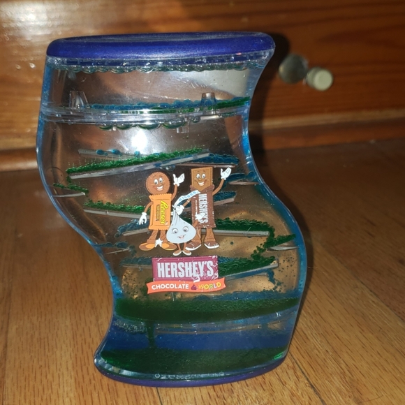 Liquid motion bubbler sensory toy for kids - Picture 2 of 2